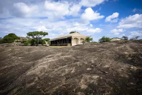 Sanctuary Kichakani Serengeti Camp
